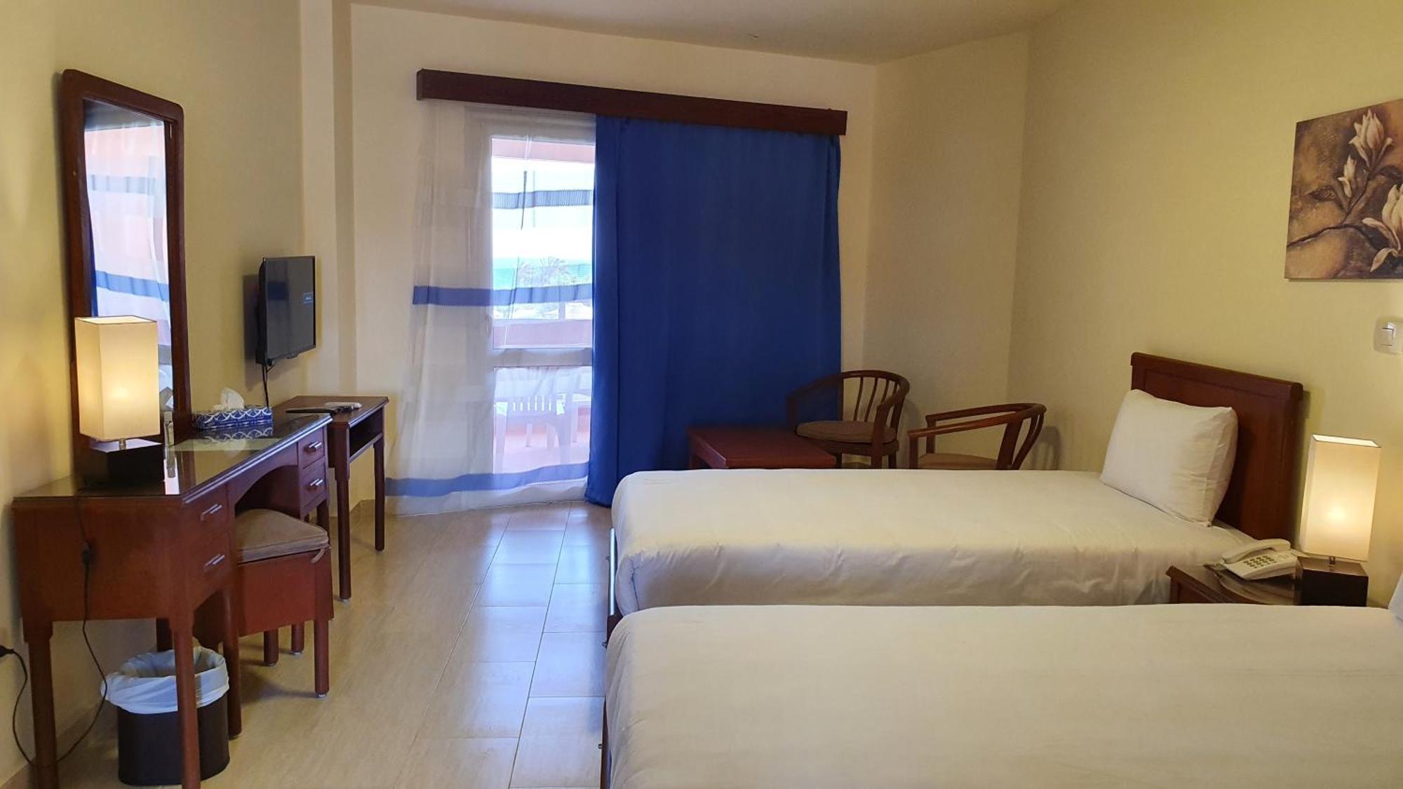 Fanar Hotel Ain Suchna Zimmer foto